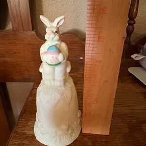 Vintage Jade Collection Easter Bunny Bell with Egg